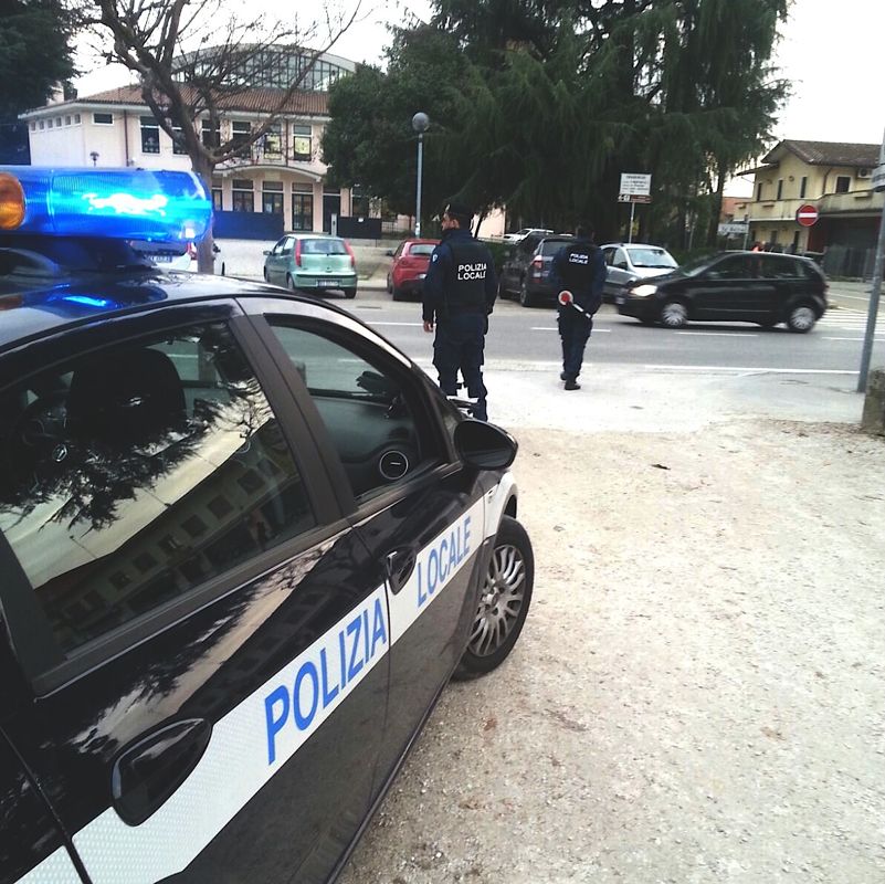 Padova – Aggrediti due agenti Polizia Locale